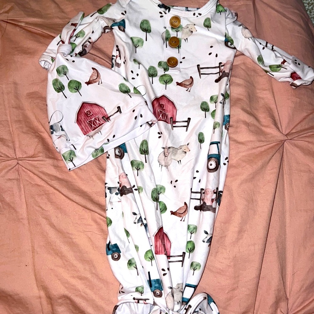 Newborn gown
